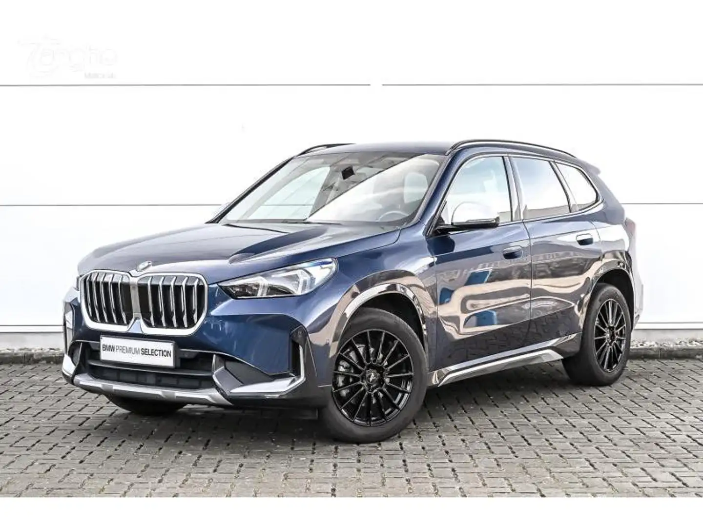 BMW X1 sDriva18iA Blauw - 1