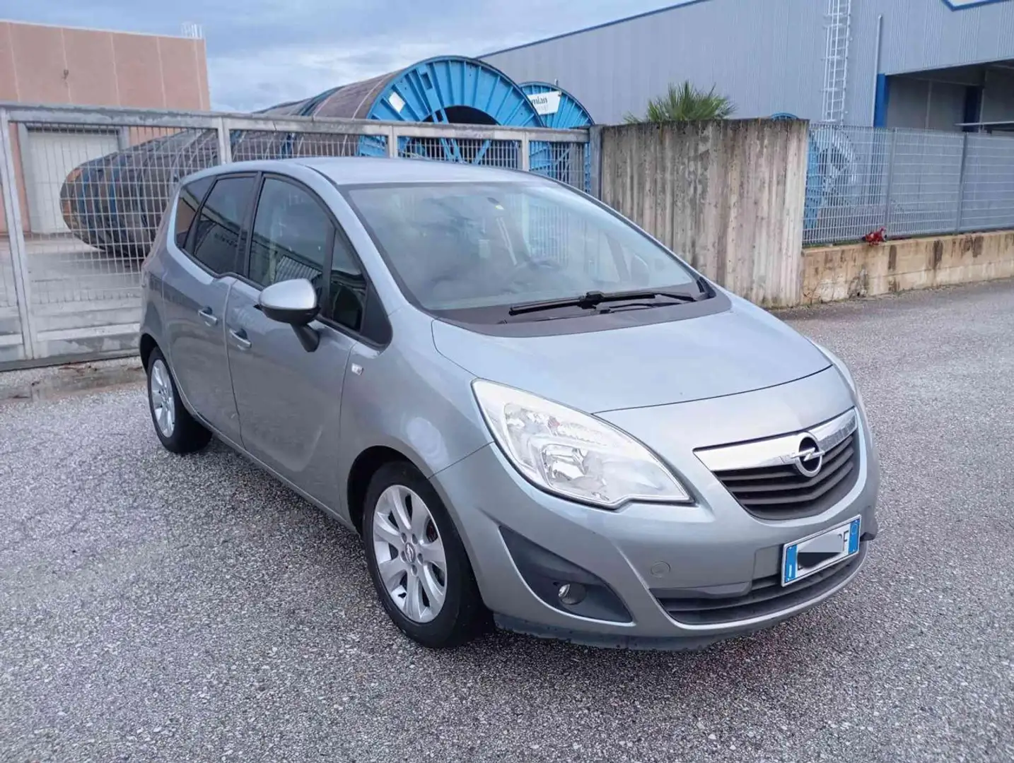 Opel Meriva 1.3 CDTI 95CV ecoFLEX Elective Argent - 1