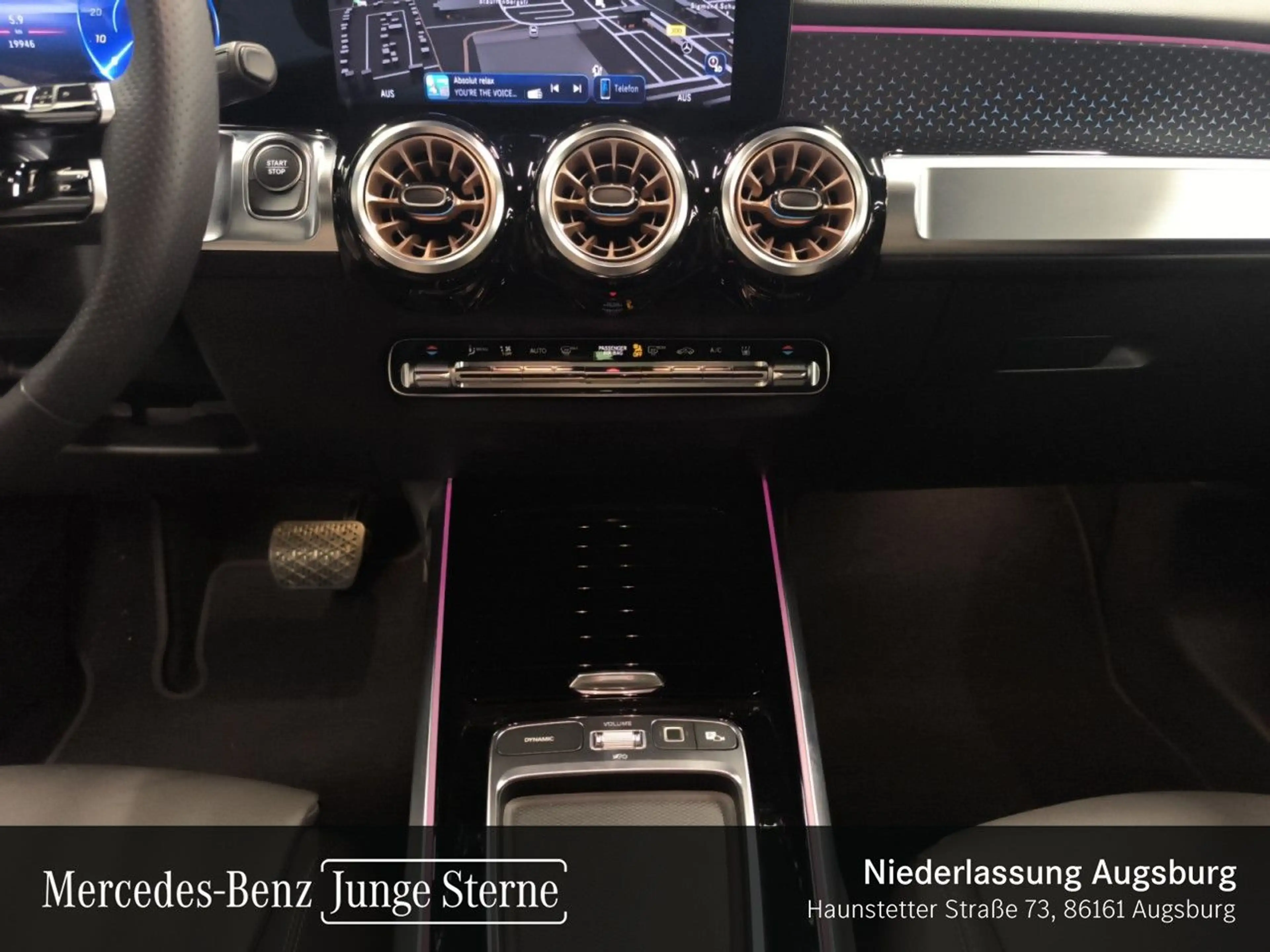 Mercedes-Benz EQB 250 ELECTRICART+NIGHT+PLUS-PAKET+AHK+PANO+SPUR — photo 15