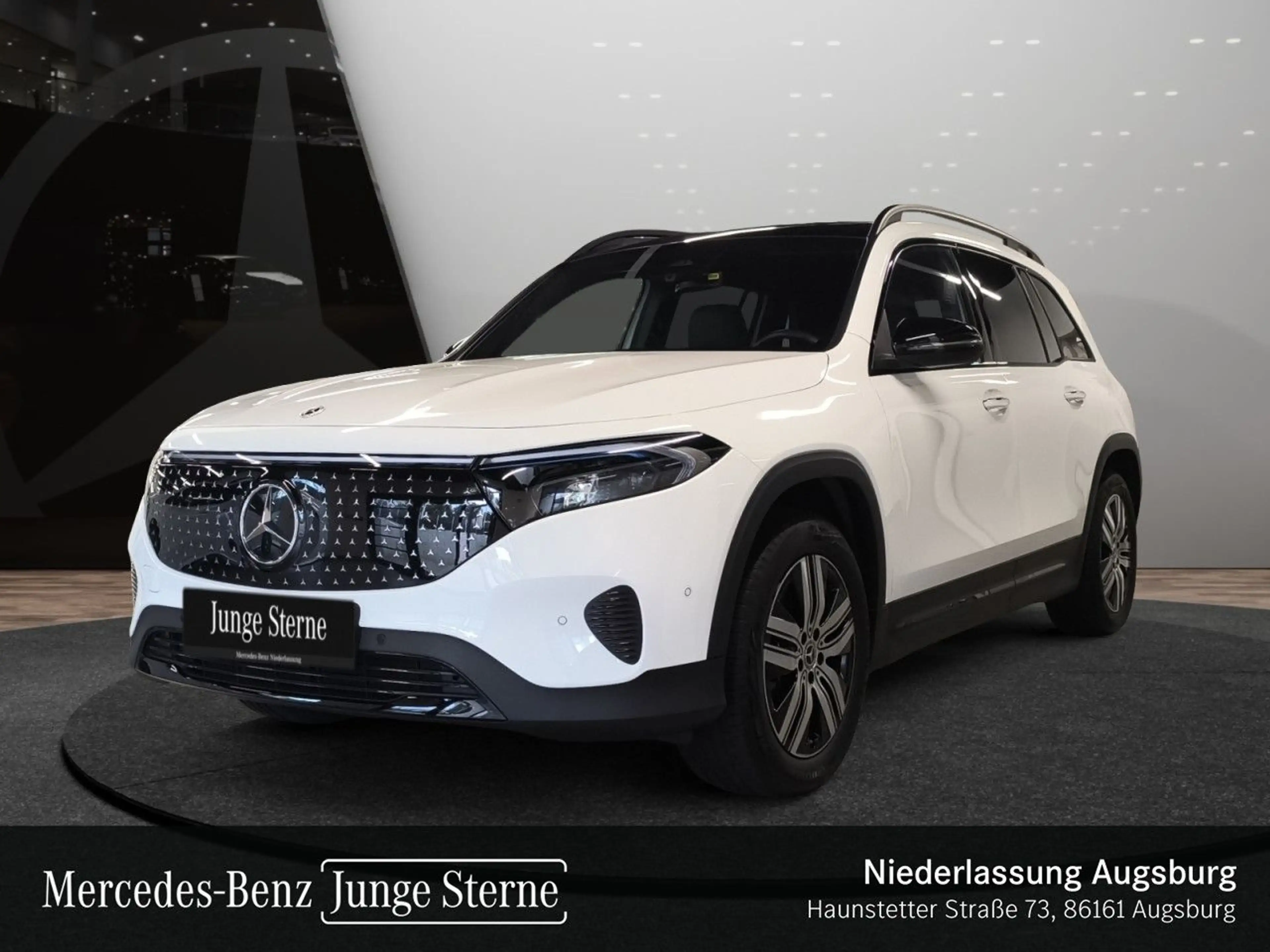 Mercedes-Benz EQB 250 ELECTRICART+NIGHT+PLUS-PAKET+AHK+PANO+SPUR — photo 2