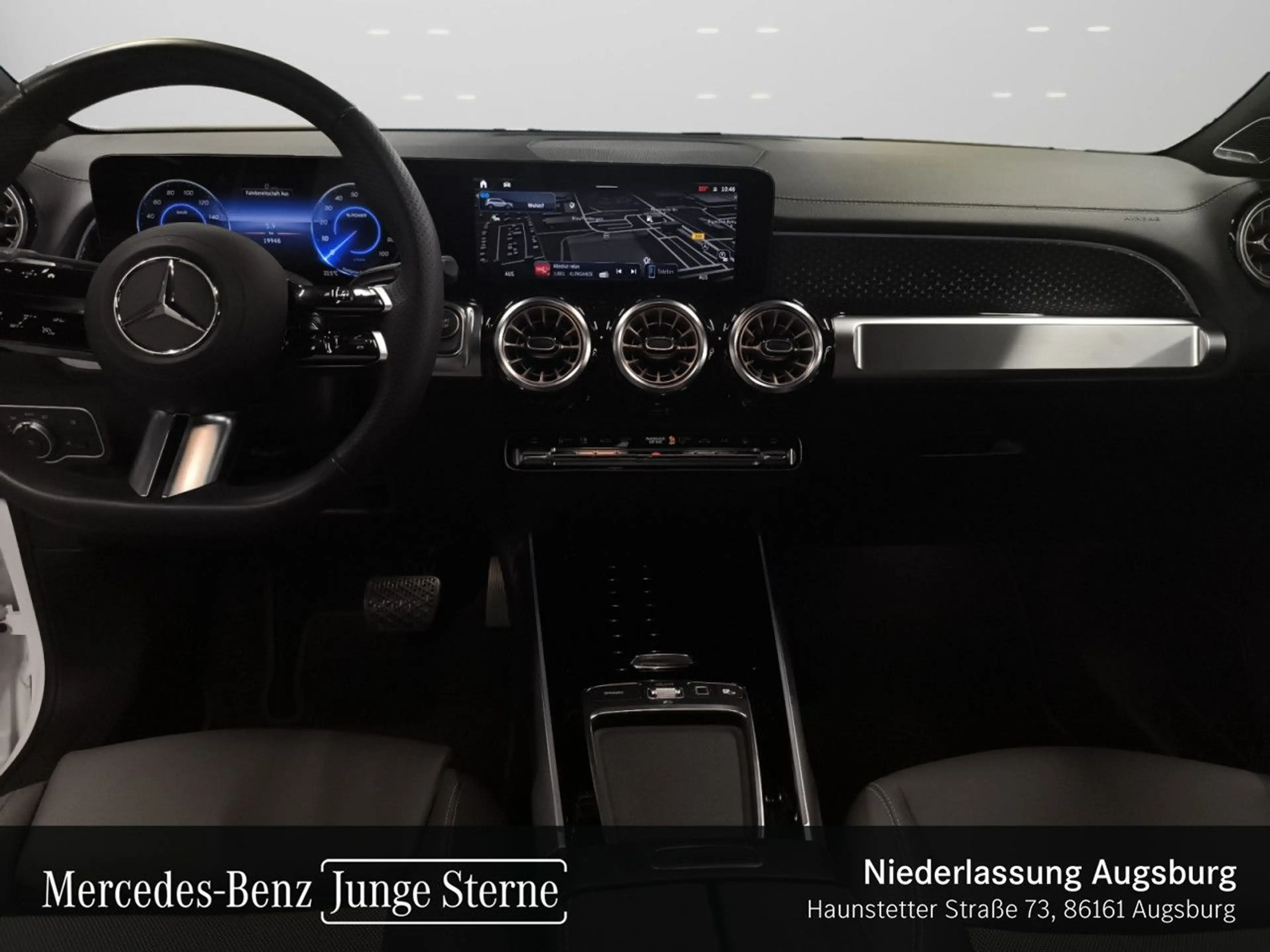 Mercedes-Benz EQB 250 ELECTRICART+NIGHT+PLUS-PAKET+AHK+PANO+SPUR — photo 13