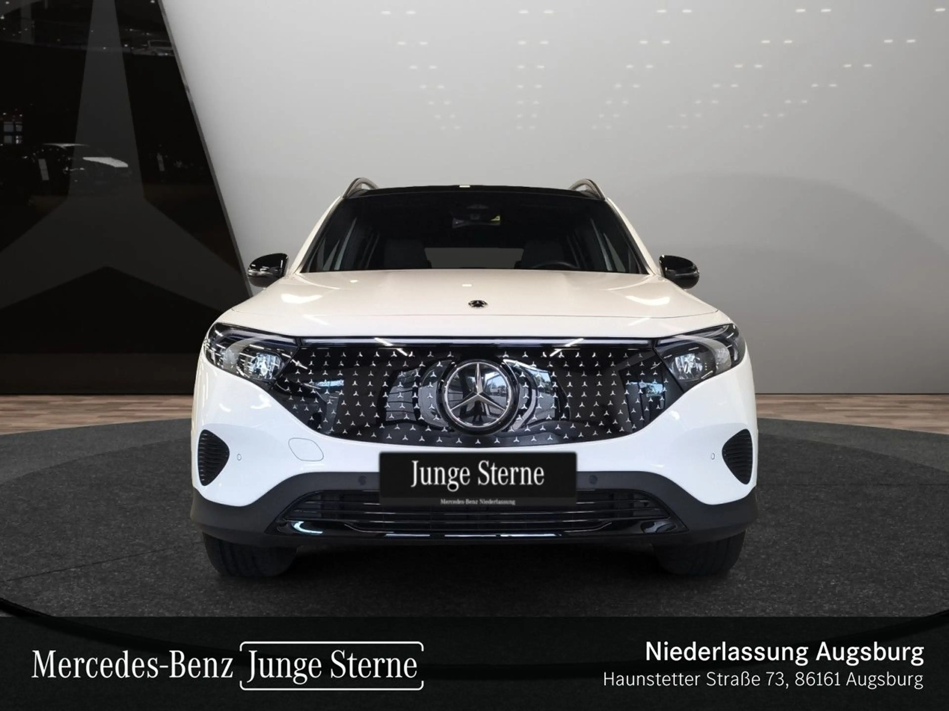 Mercedes-Benz EQB 250 ELECTRICART+NIGHT+PLUS-PAKET+AHK+PANO+SPUR — photo 3