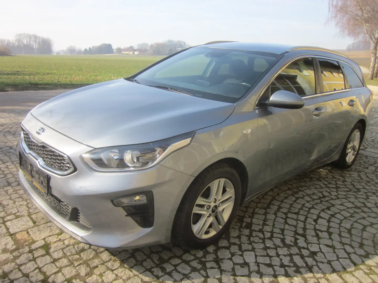 Kia Ceed SW / cee'd SW ceed SW Platinum AUT KLIMAAUT Grau - 1