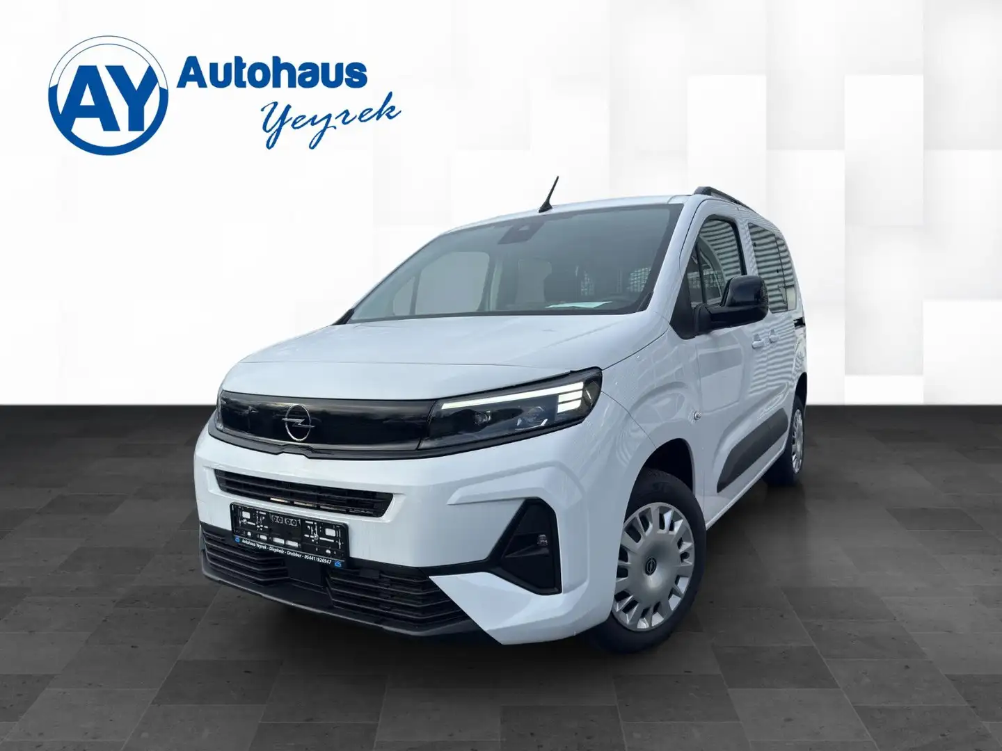 Opel Combo Life 1.5 D /Facelift*ABRVERKAUF*Ultimate Grün - 1