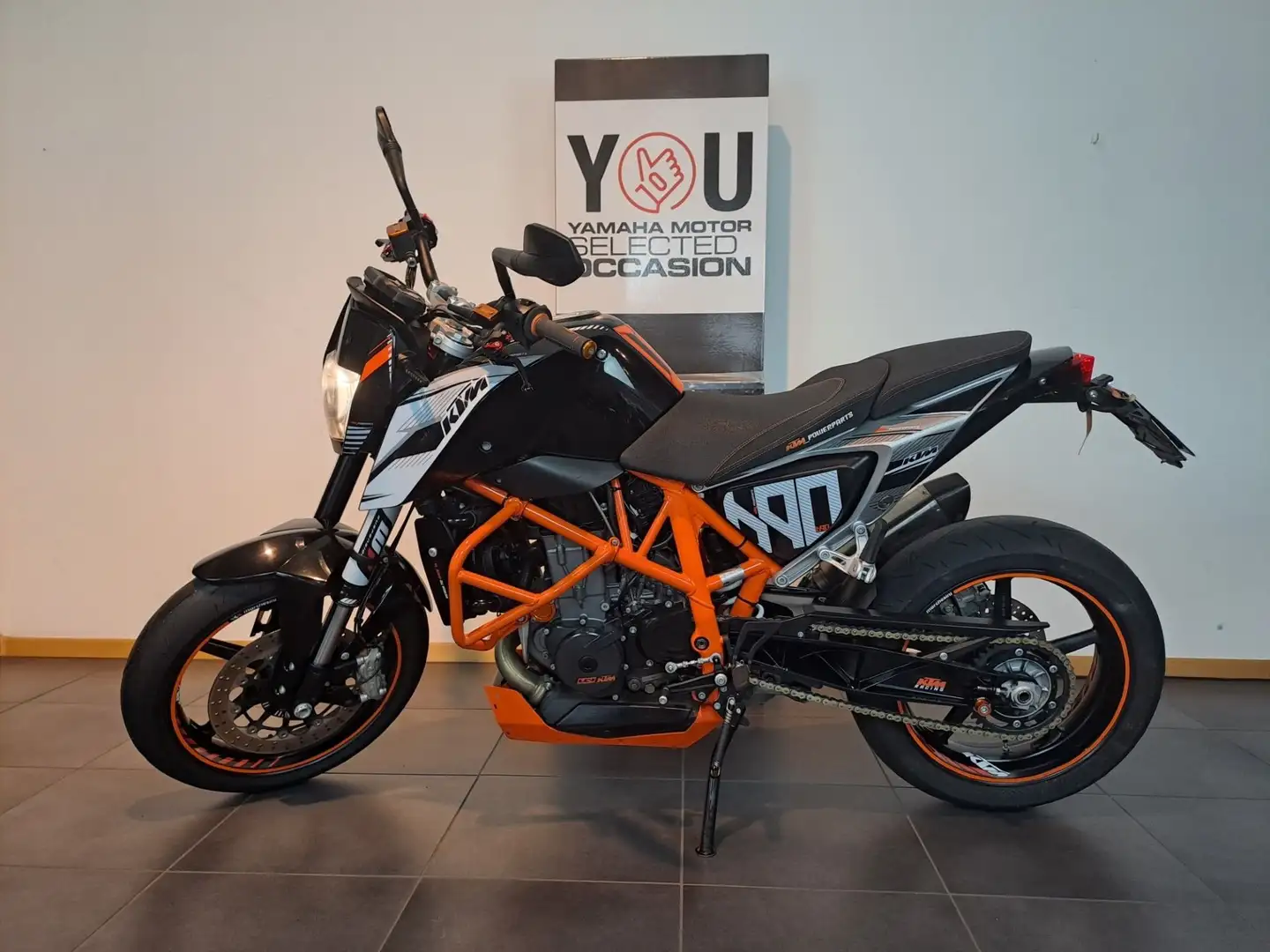 KTM 690 Duke - 1