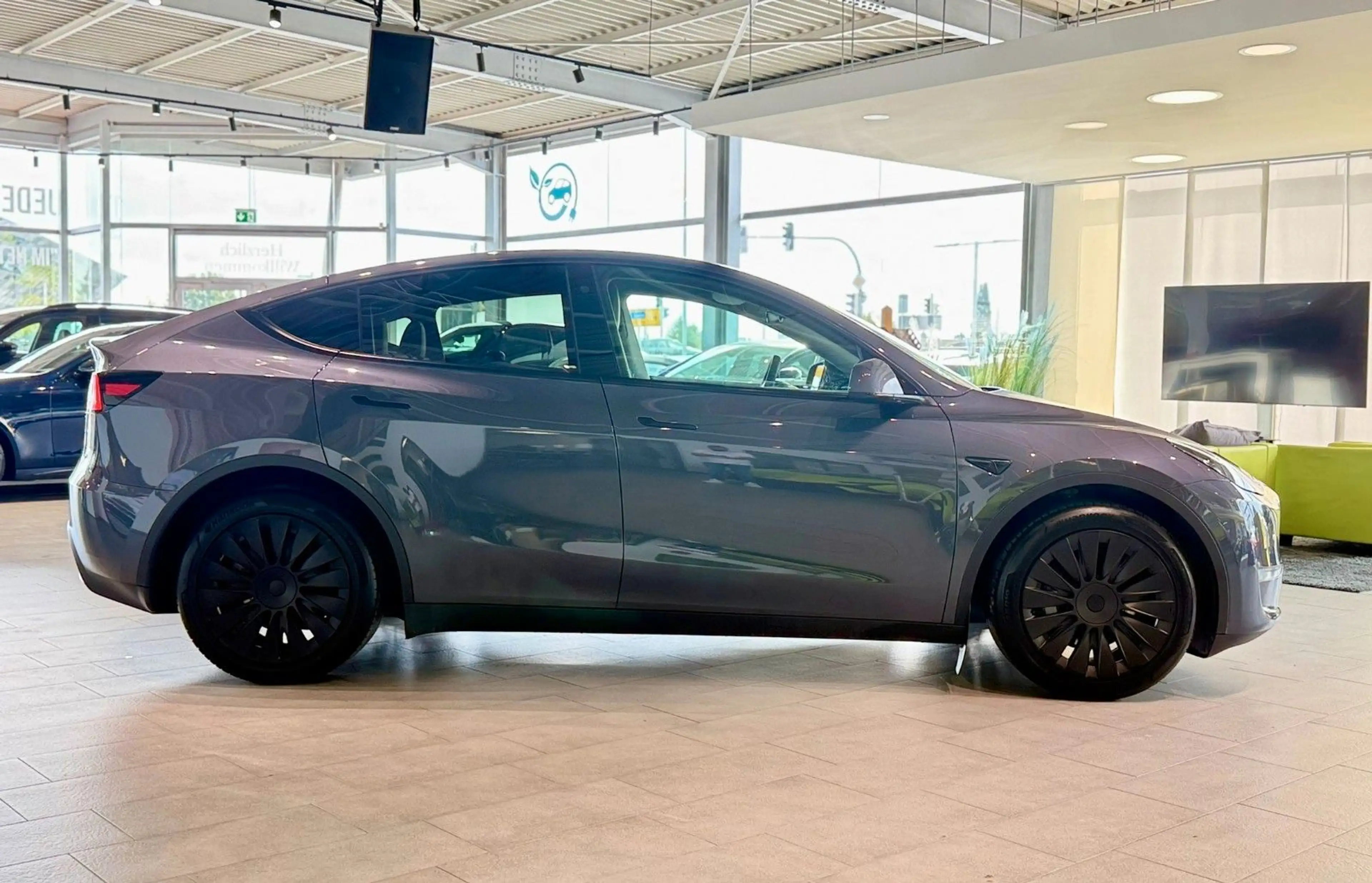 Tesla Model Y Long Range Dual AWD*ACC*Pano*Sitzheizung — photo 7