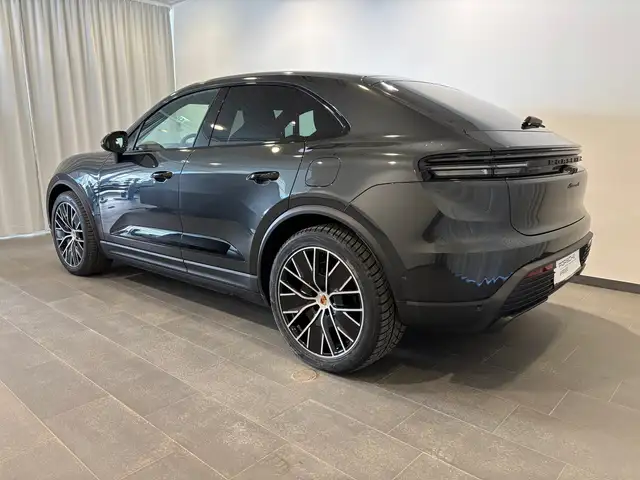 Porsche Macan 4 Ansicht 4