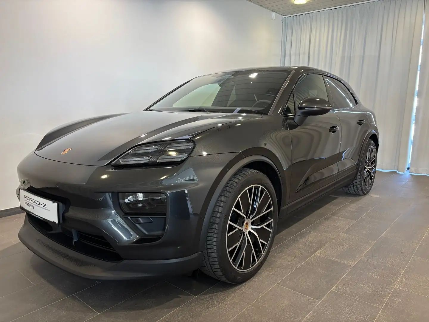 Porsche Macan 4 Grau - 1