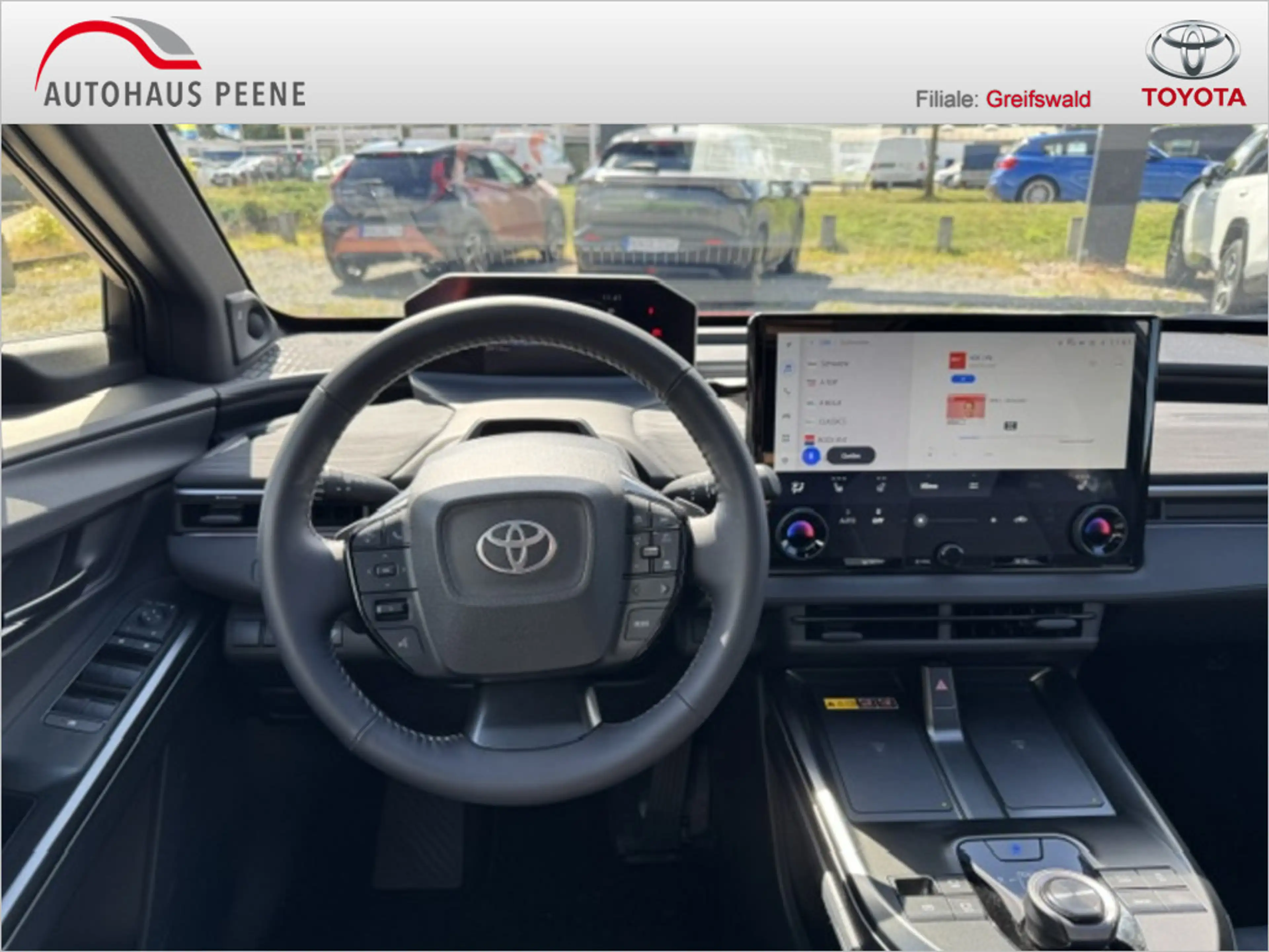 Toyota C-HR+ 252 kW AWD Lounge — photo 11