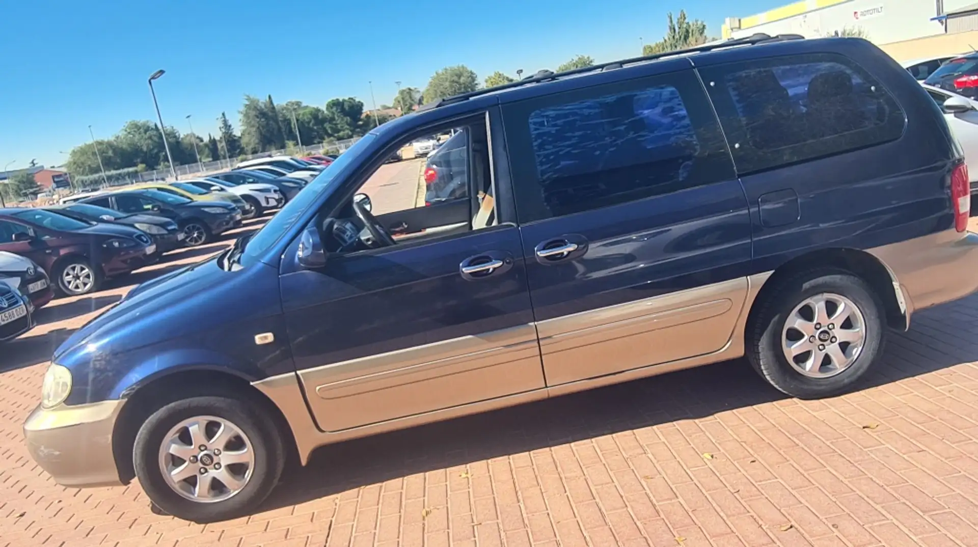 Kia Carnival 2.9CRDI EX Azul - 2