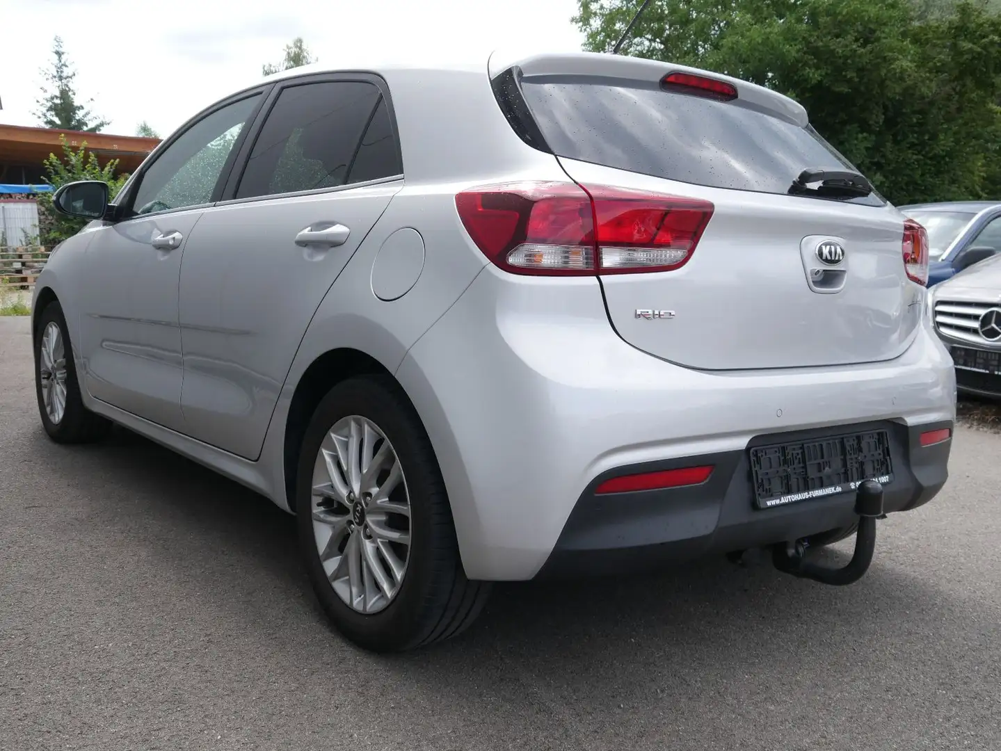 Kia Rio 1.25 Spirit NAVI/AHK/PDC/RFK Argent - 2