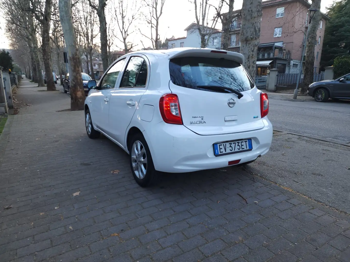 Nissan Micra 1.2 Tekna Bianco - 2