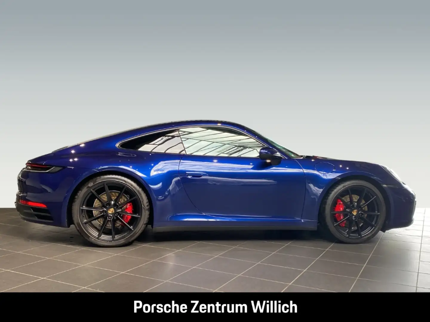 Porsche 992 911 Carrera S Sportabgasanlage Sitzheizung Blau - 2
