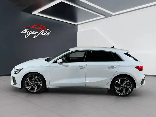 Audi A3 view 6