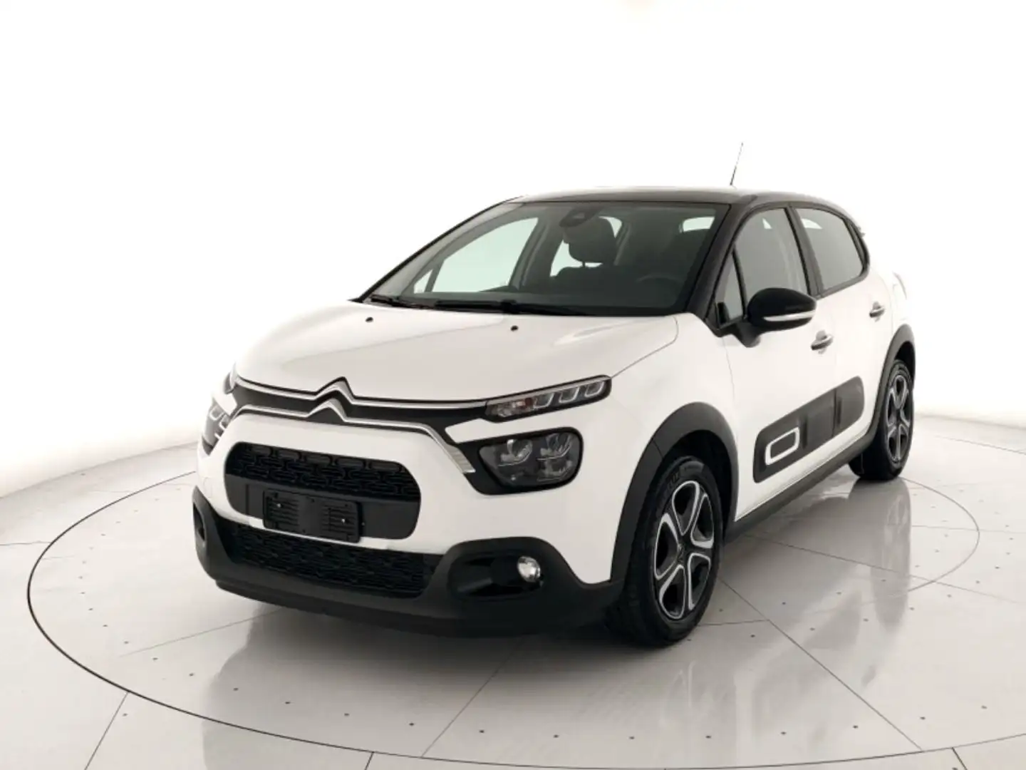Citroen C3 1.2 puretech Shine s&s 83cv Bianco - 1