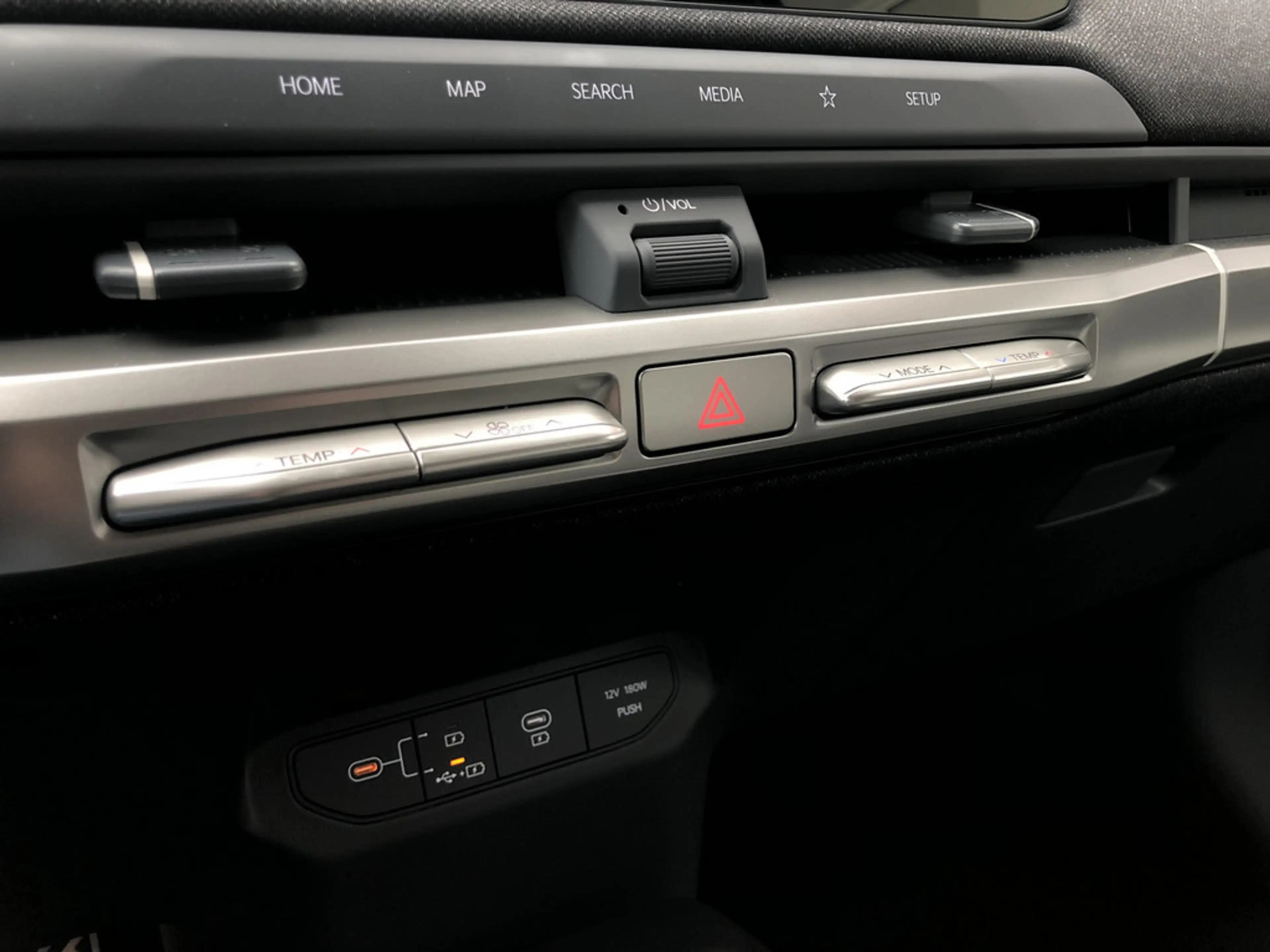 Kia EV3 GT-Line 81,4 kWh DriveWise-Park-Pro-Paket — photo 12