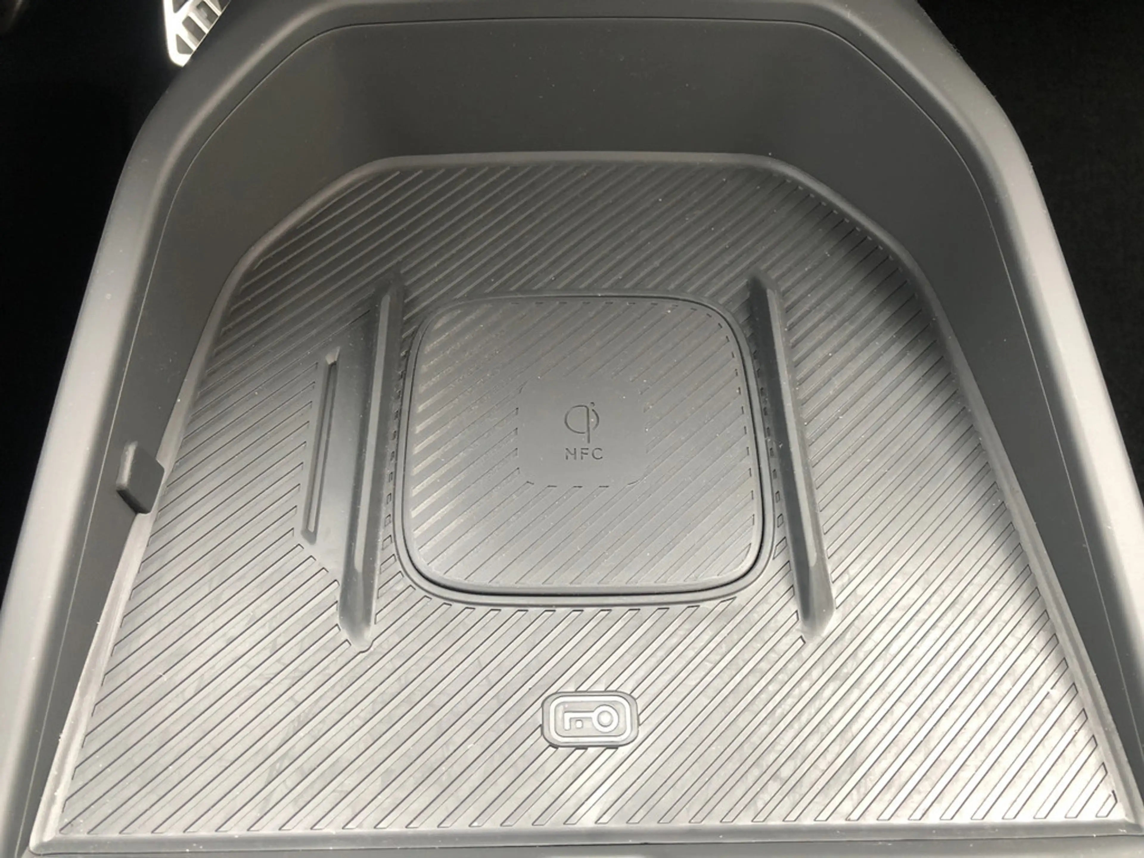 Kia EV3 GT-Line 81,4 kWh DriveWise-Park-Pro-Paket — photo 14