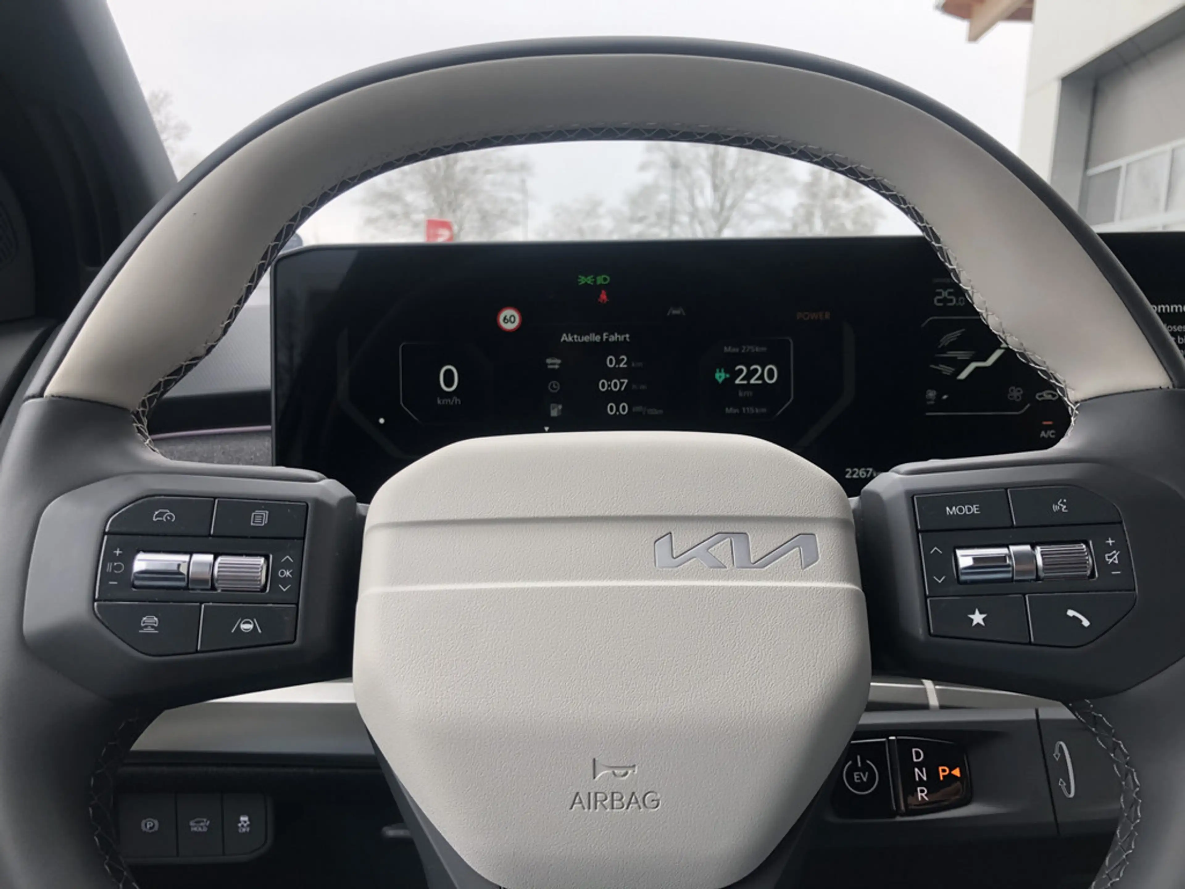 Kia EV3 GT-Line 81,4 kWh DriveWise-Park-Pro-Paket — photo 9