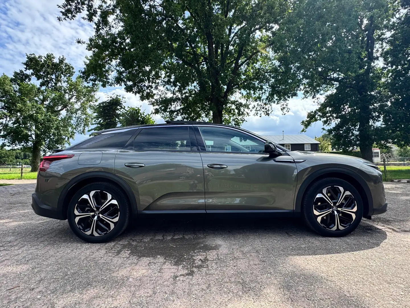 Citroen C5 X C5 X 1.6 Pl. Hyb. Shine Vert - 1