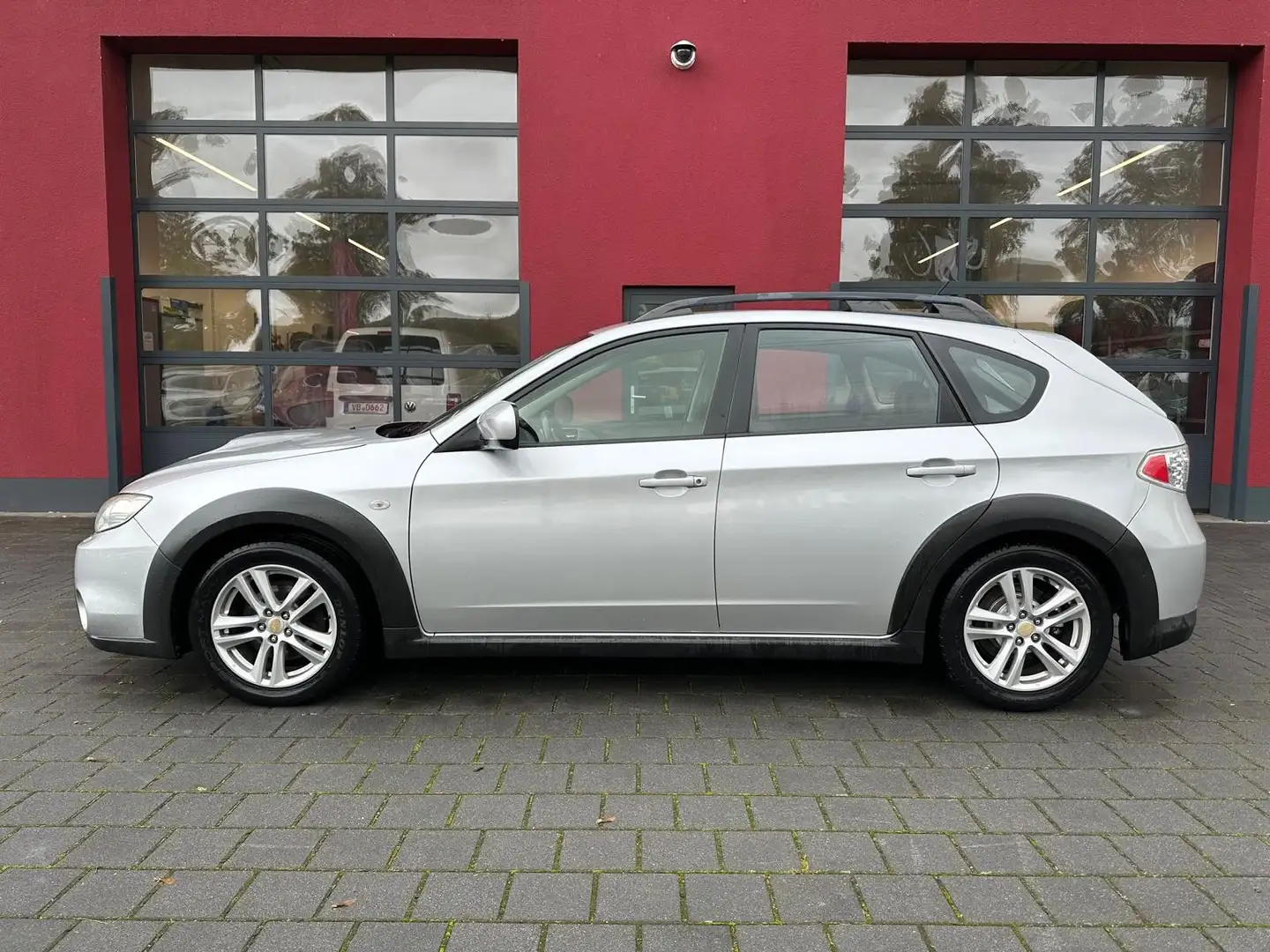 Subaru Impreza XV//AHK//SHZ//SPORTSITZE//XENON//BT// Grau - 2