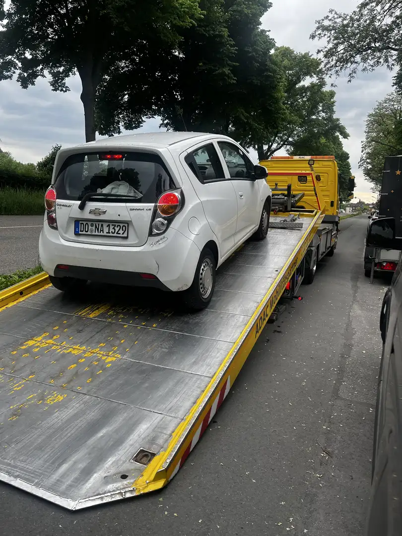 Chevrolet Spark 1.0 16v - 1