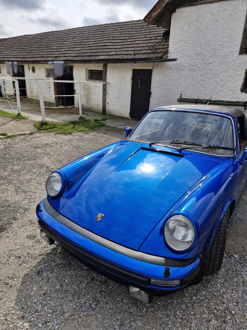 Porsche 911 Targa - 2