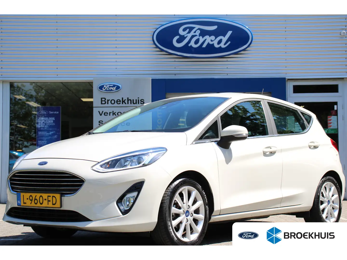 Ford Fiesta 1.0EB TITANIUM | NL-AUTO! | 1 EIGENAAR! | WINTERPA Wit - 1
