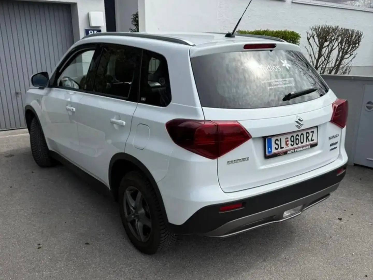Suzuki Vitara Vitara 1,4 GL  DITC Hybrid ALLGRIP shine shine Weiß - 2