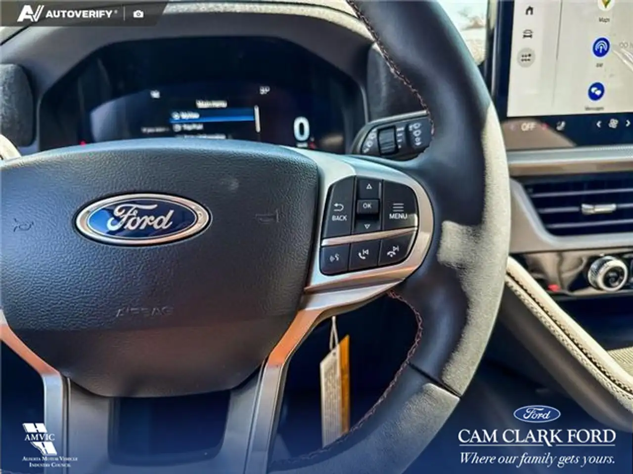 Ford Explorer photo Ford Explorer