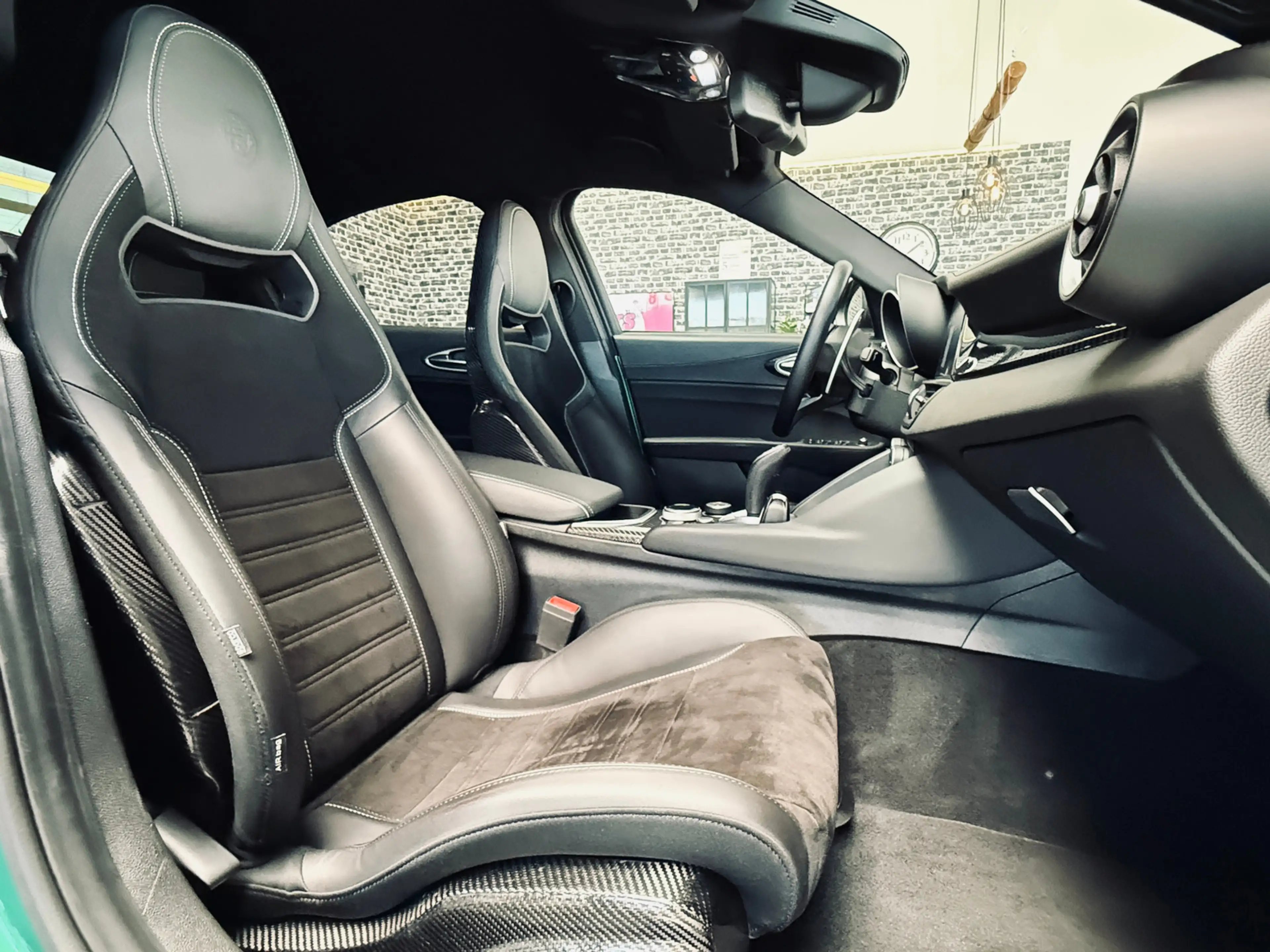 Alfa Romeo Giulia Quadrifoglio |Schalensitze(Sparco)|Carbon| — photo 10