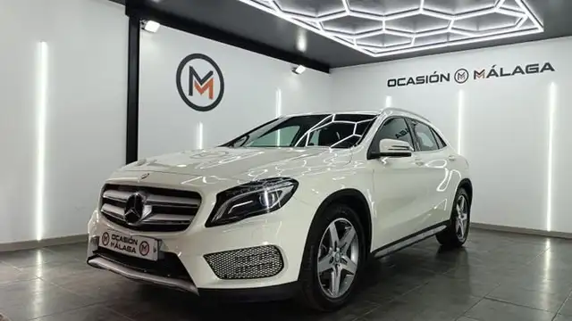 Mercedes-Benz GLA 180 AMG Line Nacional UNICO PROPIETARIO - 172.000Km