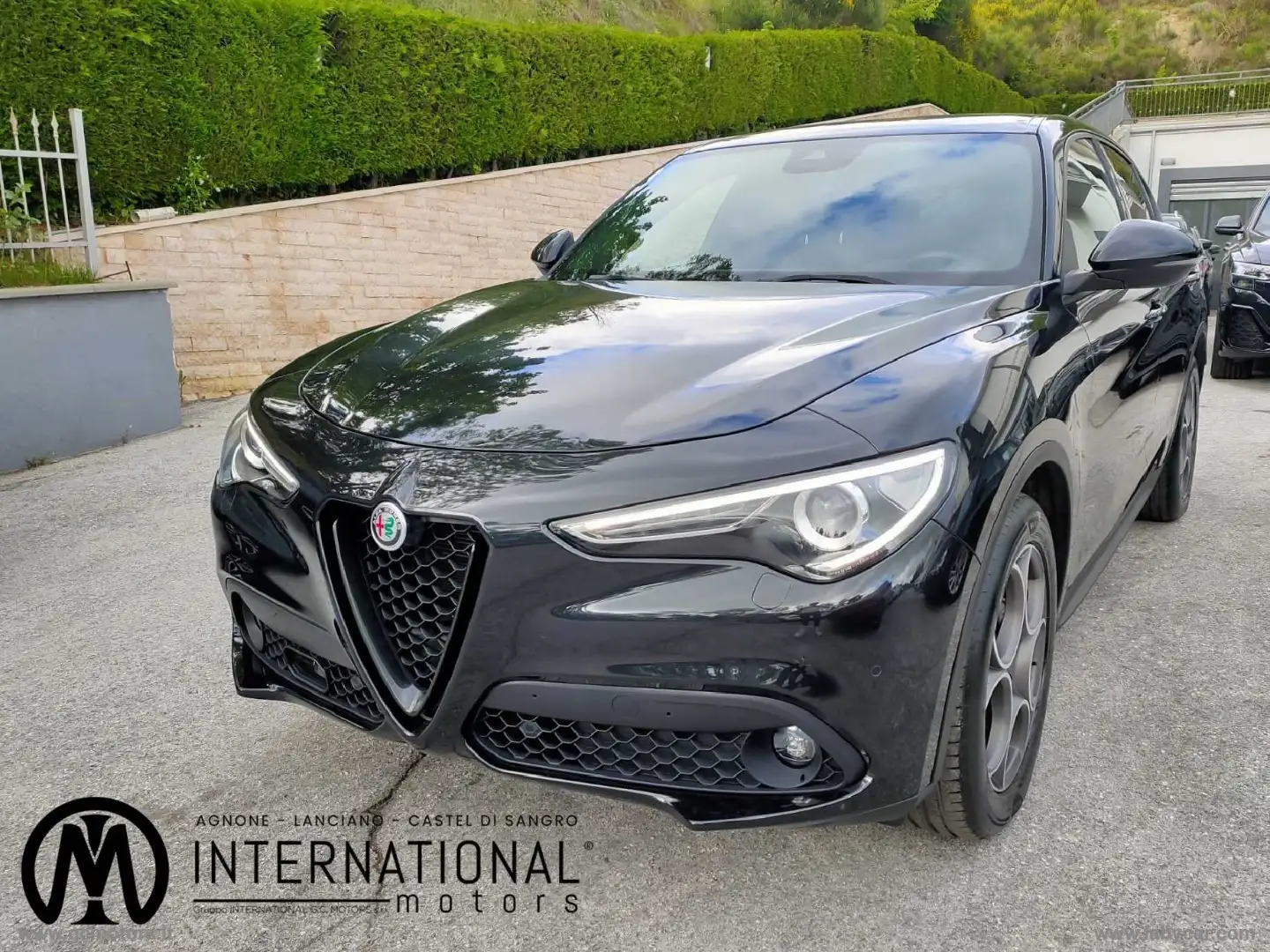 Alfa Romeo Stelvio 2.2 T.diesel 190CV AT8 Q4 Sprint Schwarz - 1