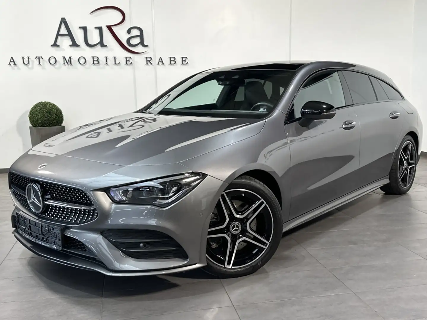 Mercedes-Benz CLA 220 d AMG-Line NAV+LED+PANORAMA Gris - 1