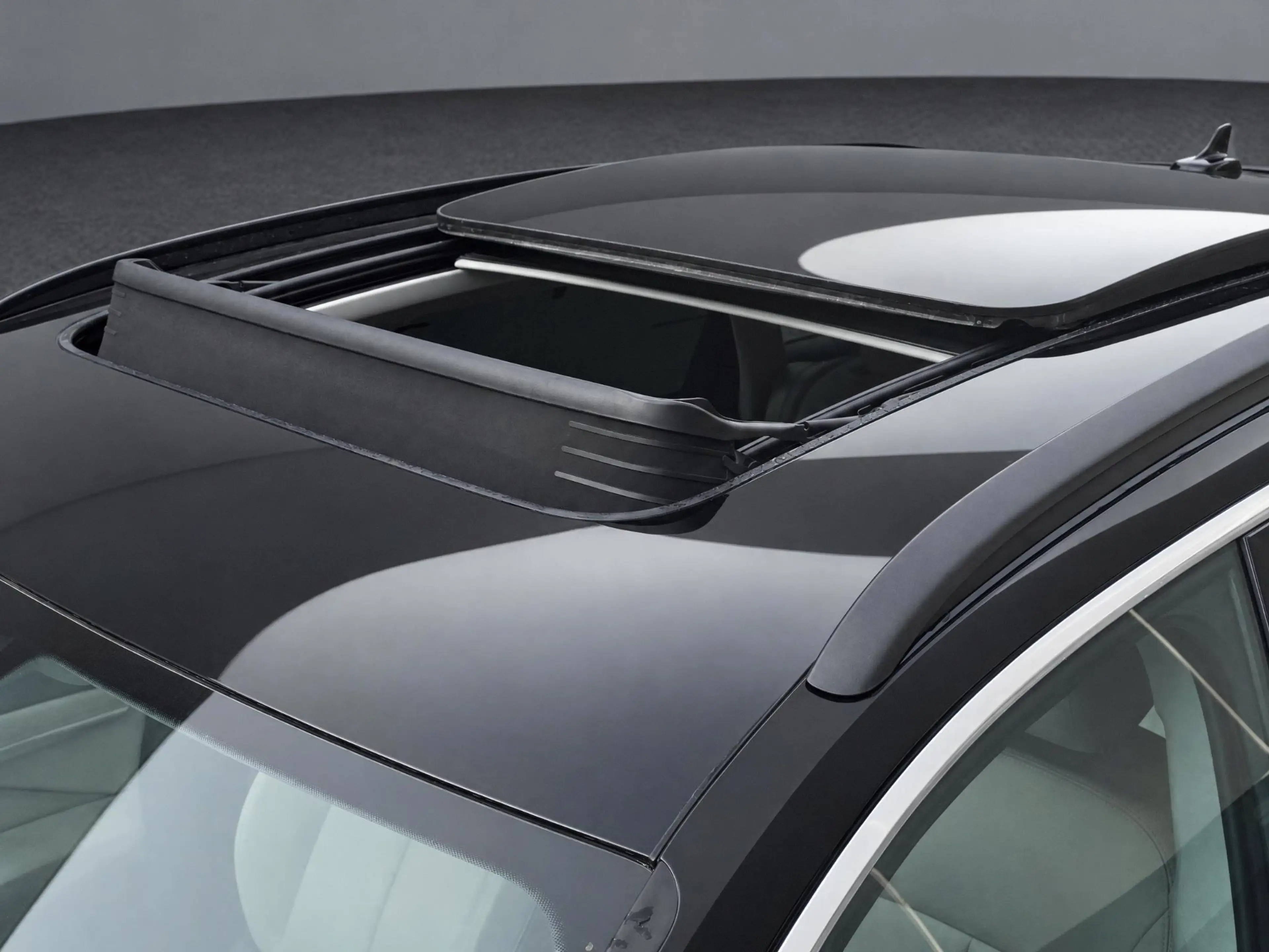 Audi e-tron 55 quattro edition 95 kWh 408pk · Panoramadak · 36 — photo 8