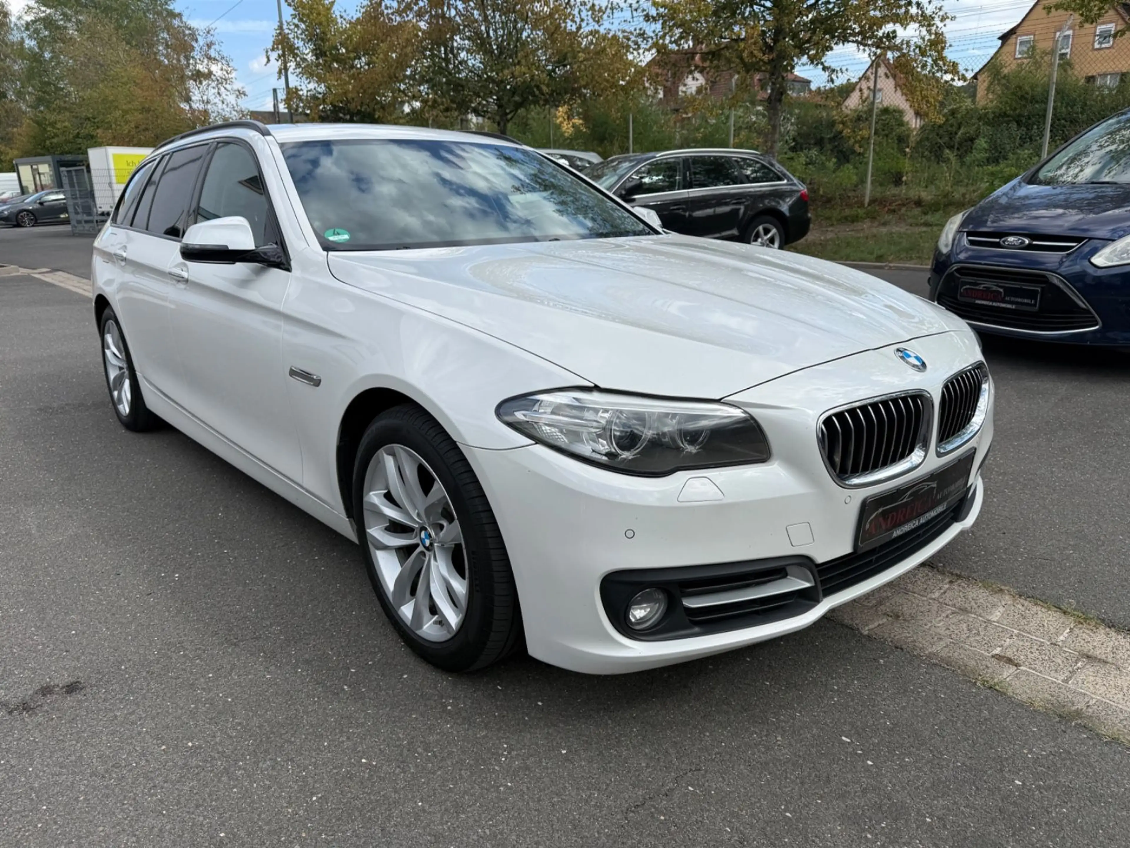 BMW 520 d 5 Touring / Xenon / Leder / Automatik — photo 2