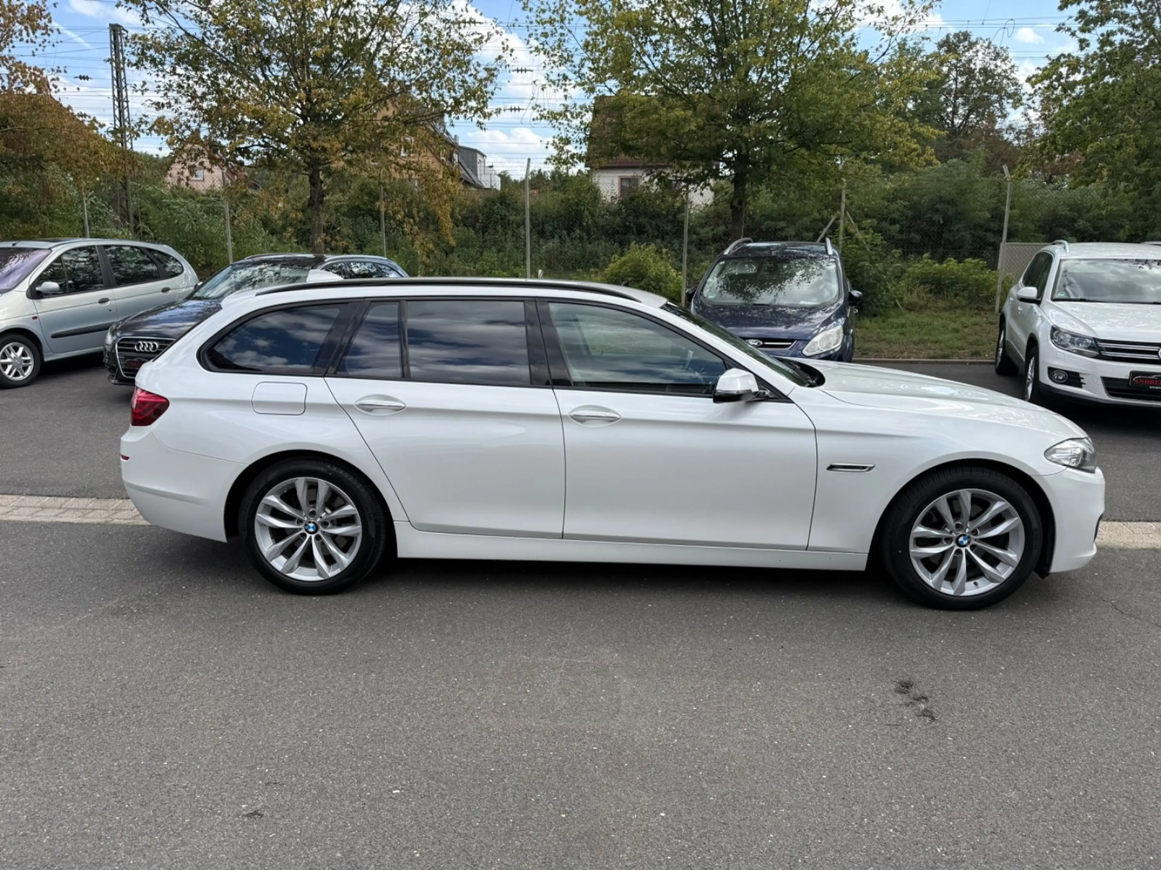 BMW 520 d 5 Touring / Xenon / Leder / Automatik — photo 5