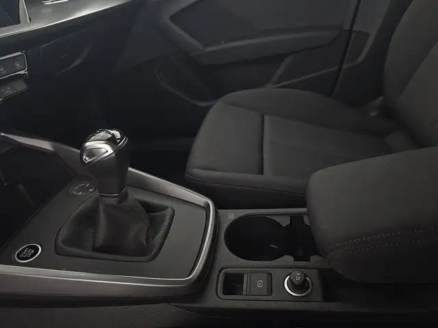 Audi A3 view 13