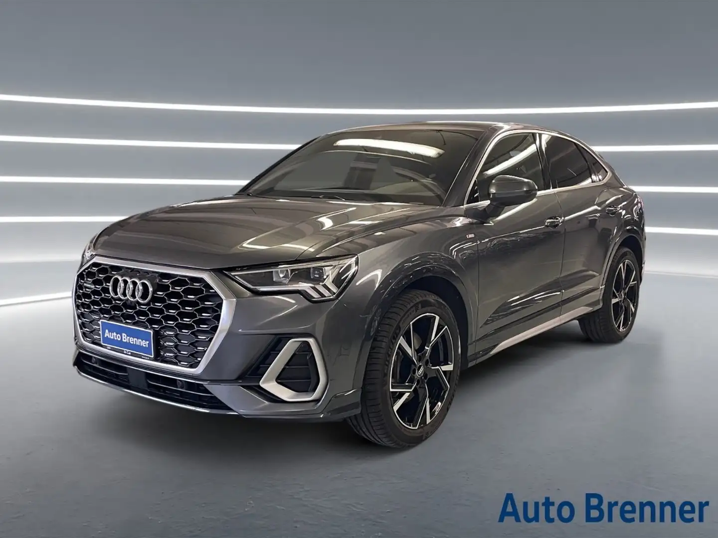 Audi Q3 sportback 40 2.0 tdi s line edition quattro 190cv Grau - 1