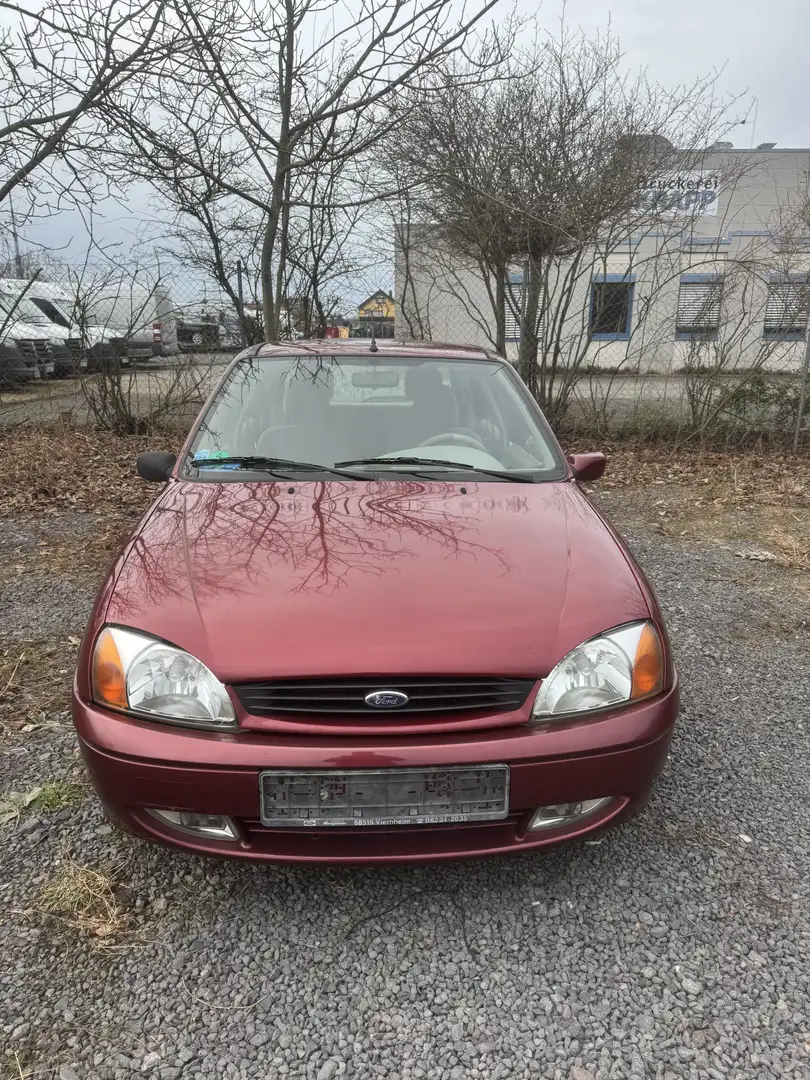 Ford Fiesta Futura - 1