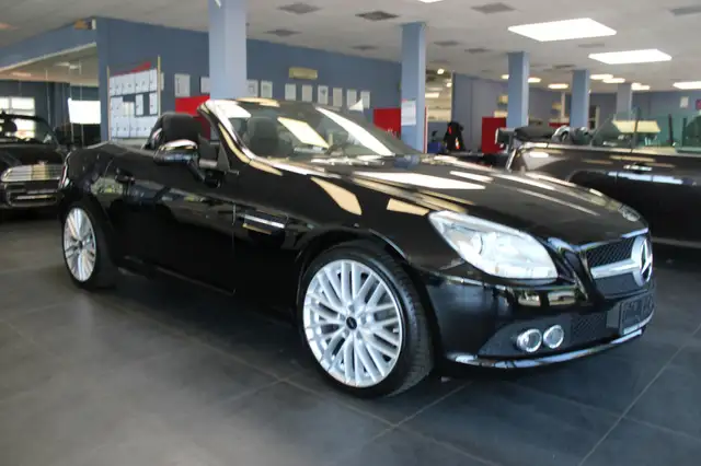Mercedes-Benz SLK 250 Neues Modell 7G-TRONIC