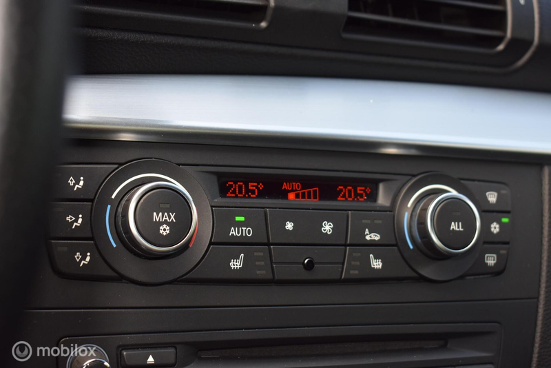 BMW 120 1-serie Coupé 120i High Executive — photo 8