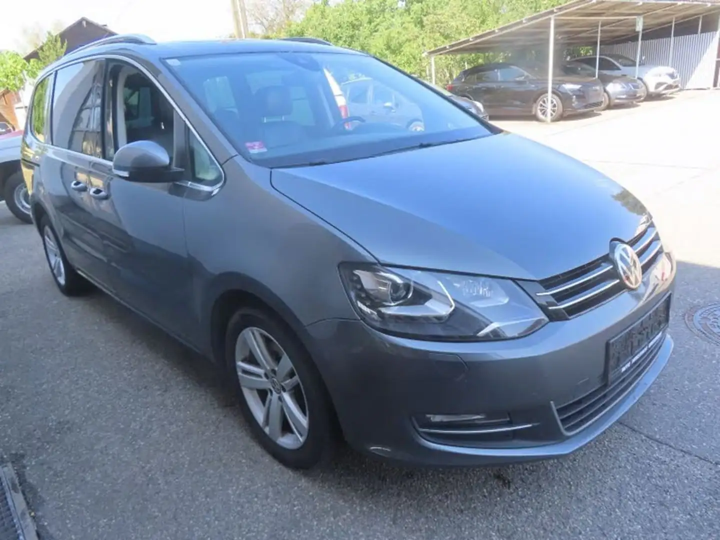 Volkswagen Sharan Highline TDI SCR 4MOTION DSG Grau - 2