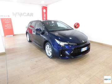 1.8 Hybrid E-CVT 2WD Top