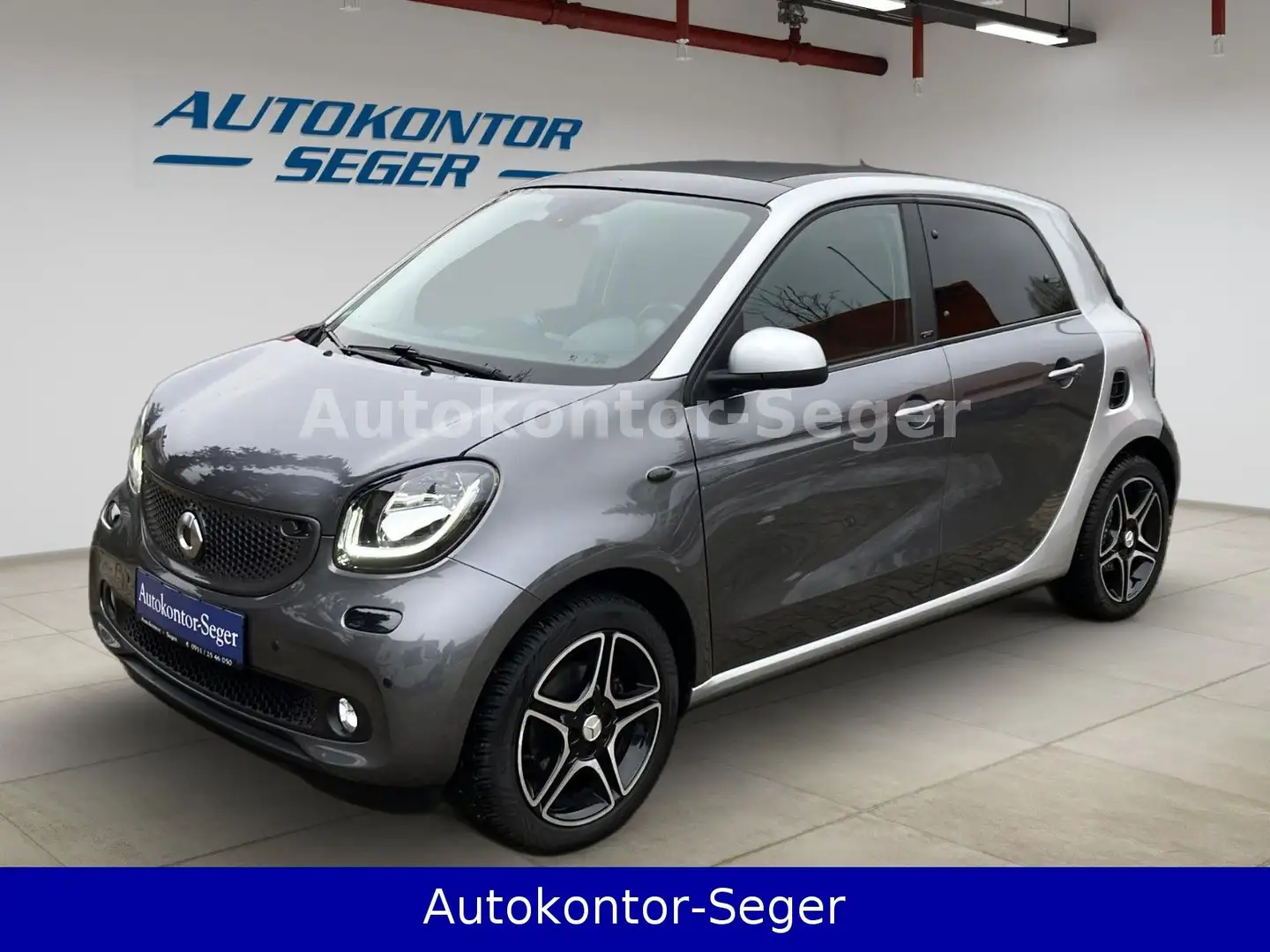smart forFour Prime 66 kW Rückfahrkamera Silber - 1