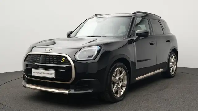 MINI Countryman SE All4 Favoured Trim