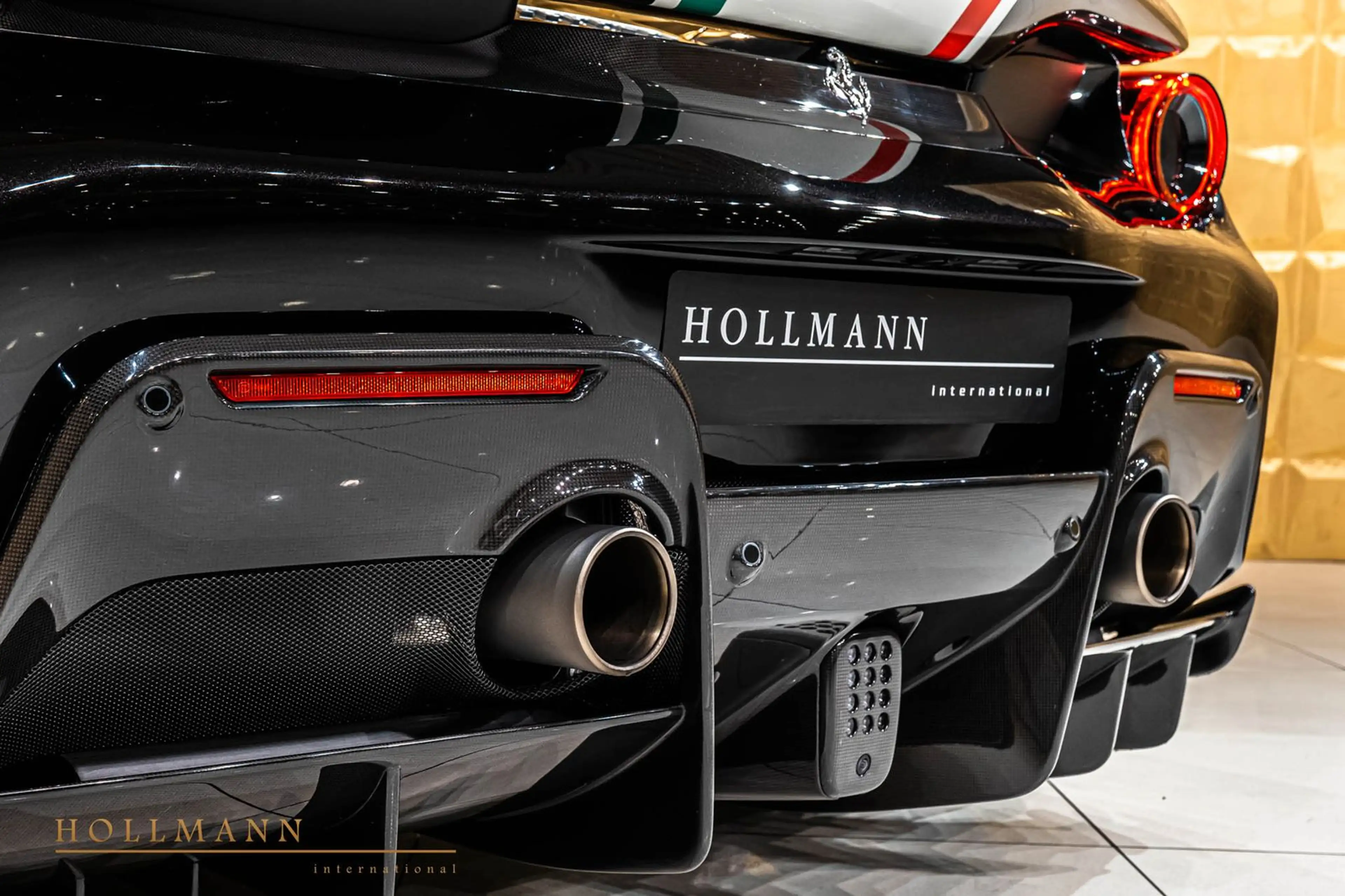 Ferrari 488 Piloti + CARBON FIBER + LIFT + CAMERA — photo 12
