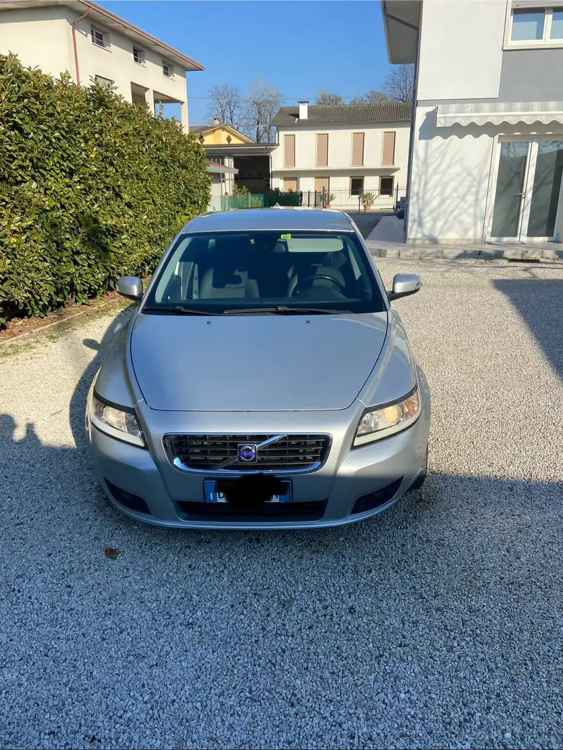 Volvo V50 2.0 disel 140cv - 1