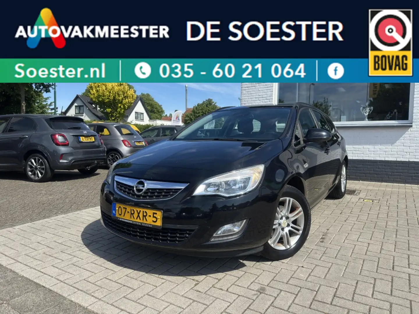 Opel Astra Sports Tourer 1.4|TREKHAAK|GOED ONDERHOUDEN|NIEUW Noir - 1