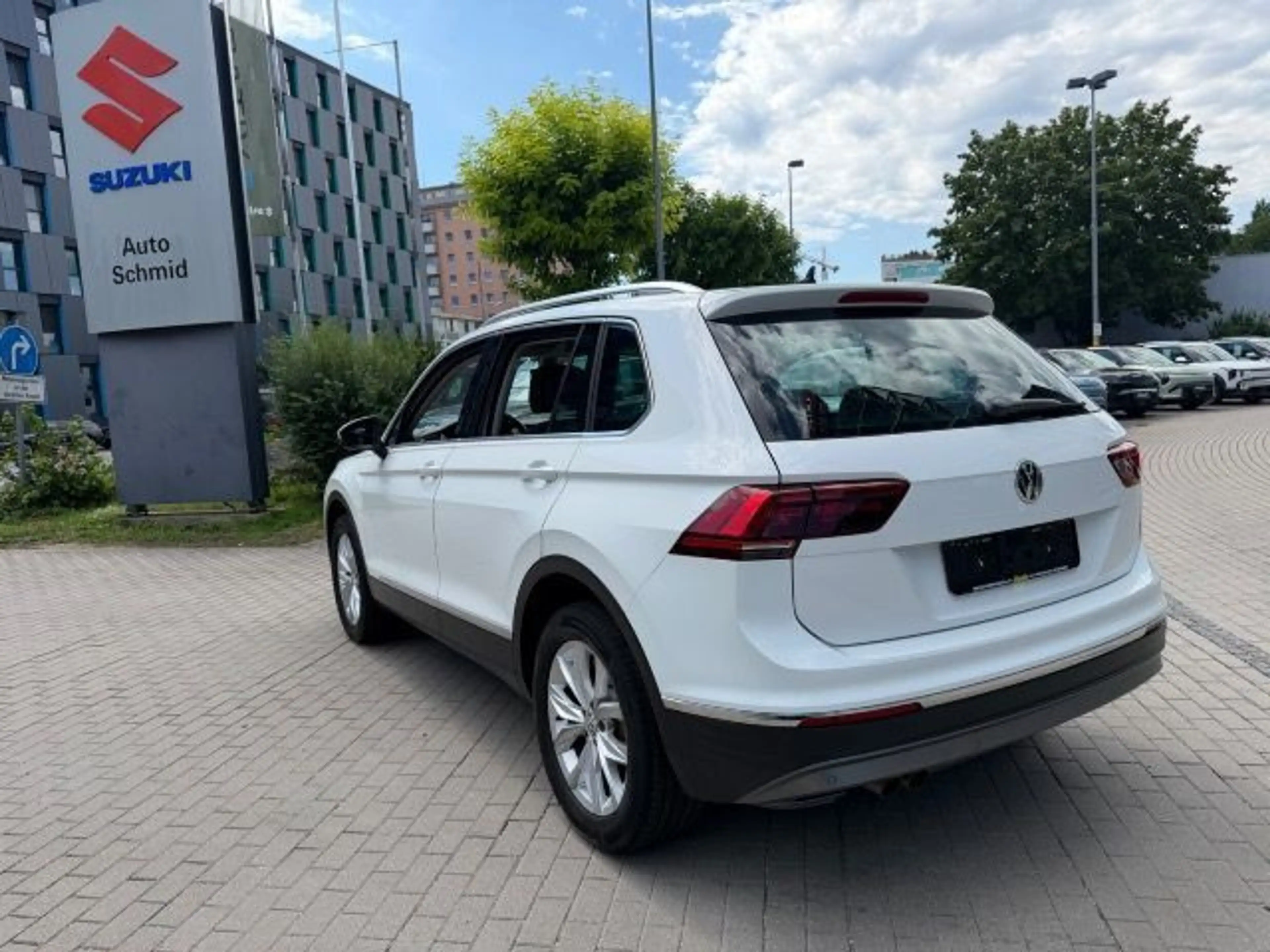 Volkswagen Tiguan TIGUAN 2.0 TSI 4MOTION AUTOMATIK HIGHLINE — photo 8