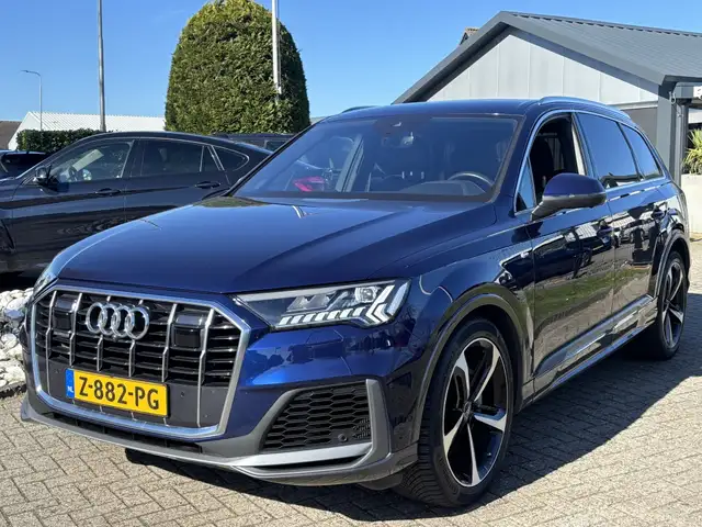 2020 Audi Q7 in Blue for sale